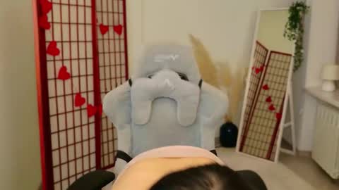 Mia online show from 02.08.26