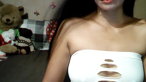 Snapshot of mia_rein chatting on 07.26.26 mia_rein online show from 07.26.26