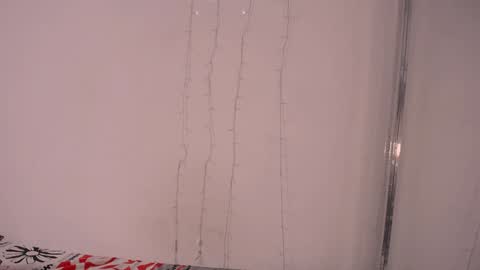 mia reys online show from 12.29.24