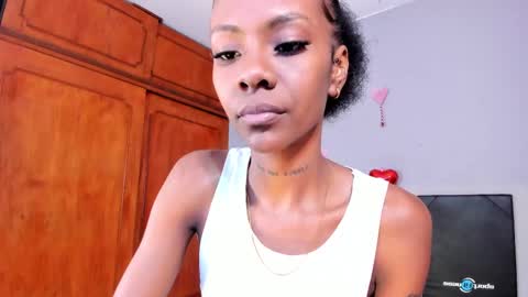 Snapshot of mia_rissi chatting on 02.28.25 Mia online show from 02.28.25