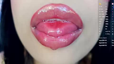 Mia online show from 11.15.25