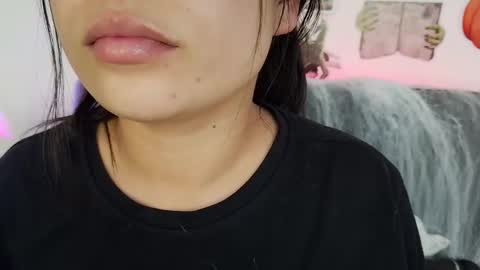 Snapshot of mia_roux13 chatting on 10.18.25 Mia Roux online show from 10.18.25