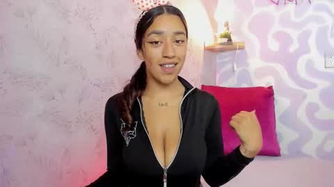 Mia . online show from 03.27.26