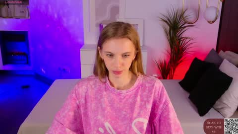 Mia online show from 04.02.26