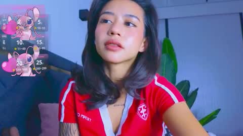 Mia online show from 10.08.25