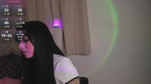 Mia Sky online show from 09.15.25