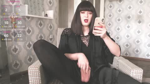 Snapshot of mia_wallase chatting on 01.09.25 mia_wallase online show from 01.09.25