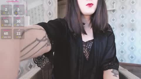 Snapshot of mia_wallase chatting on 09.21.25 mia_wallase online show from 09.21.25