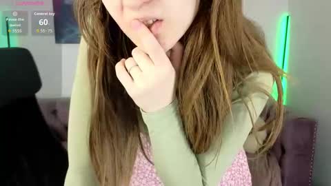 Mia online show from 02.25.26