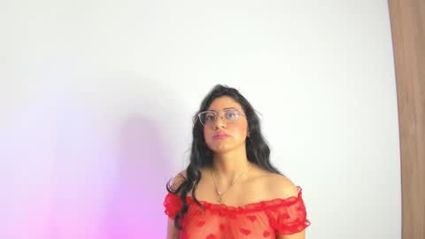 Snapshot of mia_wilsom chatting on 02.16.26 Mia online show from 02.16.26