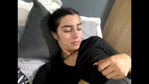 IG  isabelvp185 online show from 09.25.25