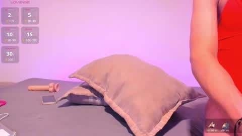 MIA INDEPENDENT MODEL  online show from 03.07.26