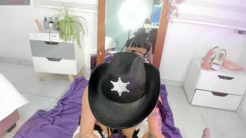 mia_zafir online show from 11.30.25