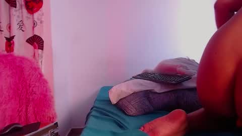 Mia online show from 12.15.24