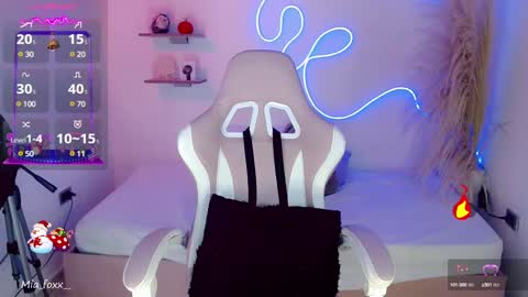 Mia online show from 12.29.24