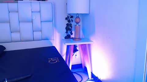 Snapshot of miaa_gh1 chatting on 02.12.25 Mia online show from 02.12.25