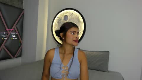 Mia online show from 09.18.25