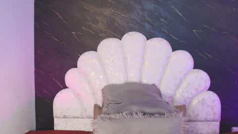 Mia online show from 03.14.26