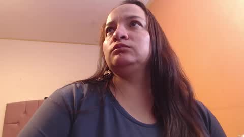 Snapshot of miaabrownn chatting on 02.12.25 MIA online show from 02.12.25