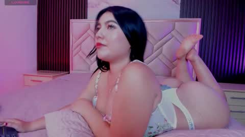 Miaa Farrel online show from 10.06.25