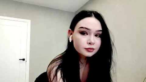 Snapshot of miaaster chatting on 03.03.26 Mia online show from 03.03.26