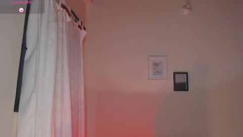 mia Brown   online show from 02.28.25