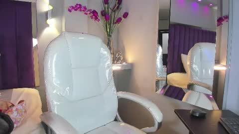 Snapshot of miacamille chatting on 07.02.26 Mia Camille online show from 07.02.26