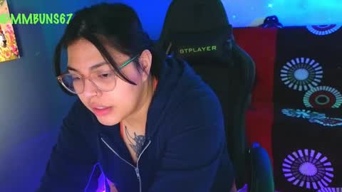 Snapshot of miacanela_xo chatting on 10.04.25 Mia online show from 10.04.25