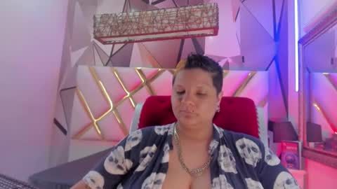   online show from 03.08.25