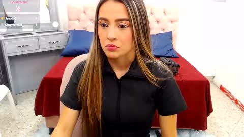 MiaCarper online show from 12.07.24