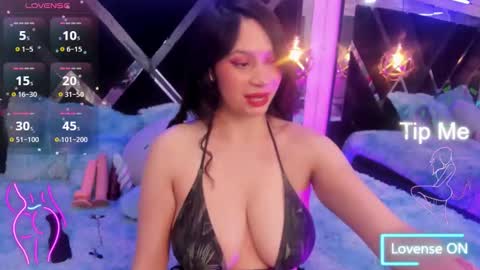 Mia online show from 10.24.25