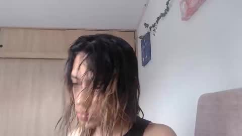 Snapshot of miacollings1 chatting on 05.03.26 Miia online show from 05.03.26