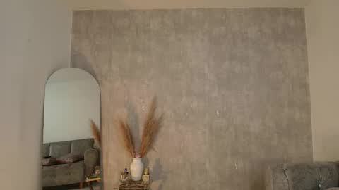 Snapshot of miacoopersx chatting on 01.14.25 miacooper online show from 01.14.25