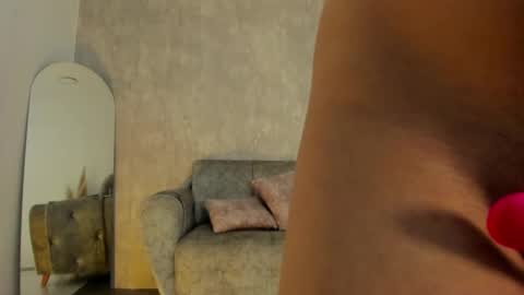 Snapshot of miacoopersx chatting on 02.04.25 miacooper online show from 02.04.25