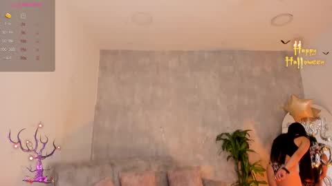 Snapshot of miacoopersx chatting on 10.30.25 miacooper online show from 10.30.25