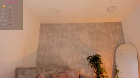 Snapshot of miacoopersx chatting on 11.05.25 miacooper online show from 11.05.25