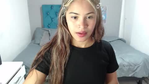 miacumgirl online show from 03.17.26