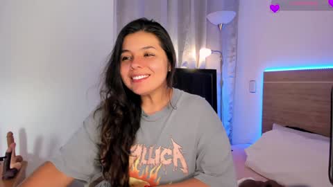 IG Yojanagomez  online show from 12.06.24