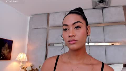 Call me Mia online show from 12.12.24