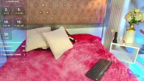 Snapshot of miaginger_ chatting on 06.29.26 Mia online show from 06.29.26