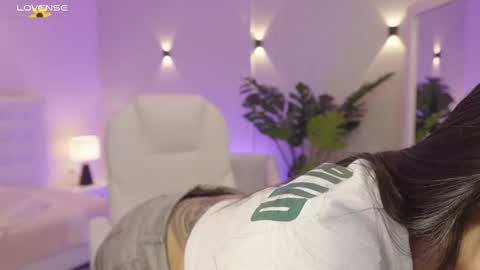 Mia Gomez online show from 09.25.25