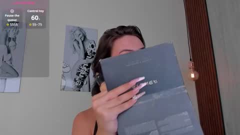 Mia Connor online show from 10.10.25