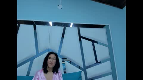 Mia Harper online show from 12.15.25