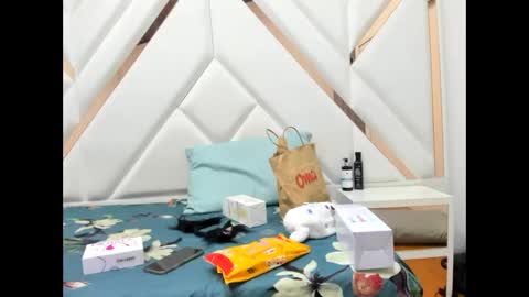 Mia Harper online show from 02.18.26