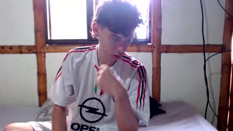 Snapshot of miahells chatting on 10.16.25 Mia Sam online show from 10.16.25