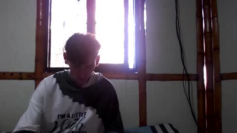 Snapshot of miahells chatting on 10.21.25 Mia Sam online show from 10.21.25