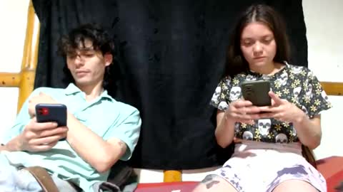 Snapshot of miahells chatting on 05.20.26 Mia Sam online show from 05.20.26