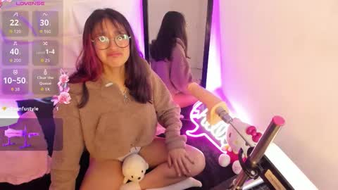Mia online show from 09.18.25