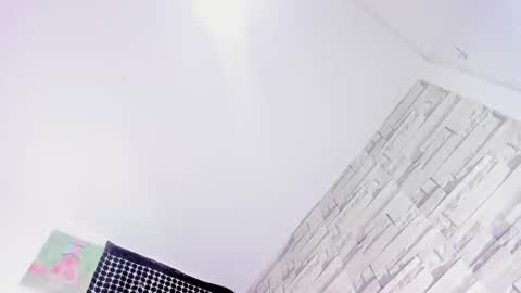 miakirshner_ online show from 02.07.25