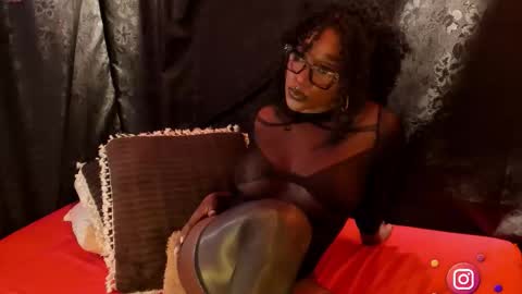 Mia online show from 02.17.26